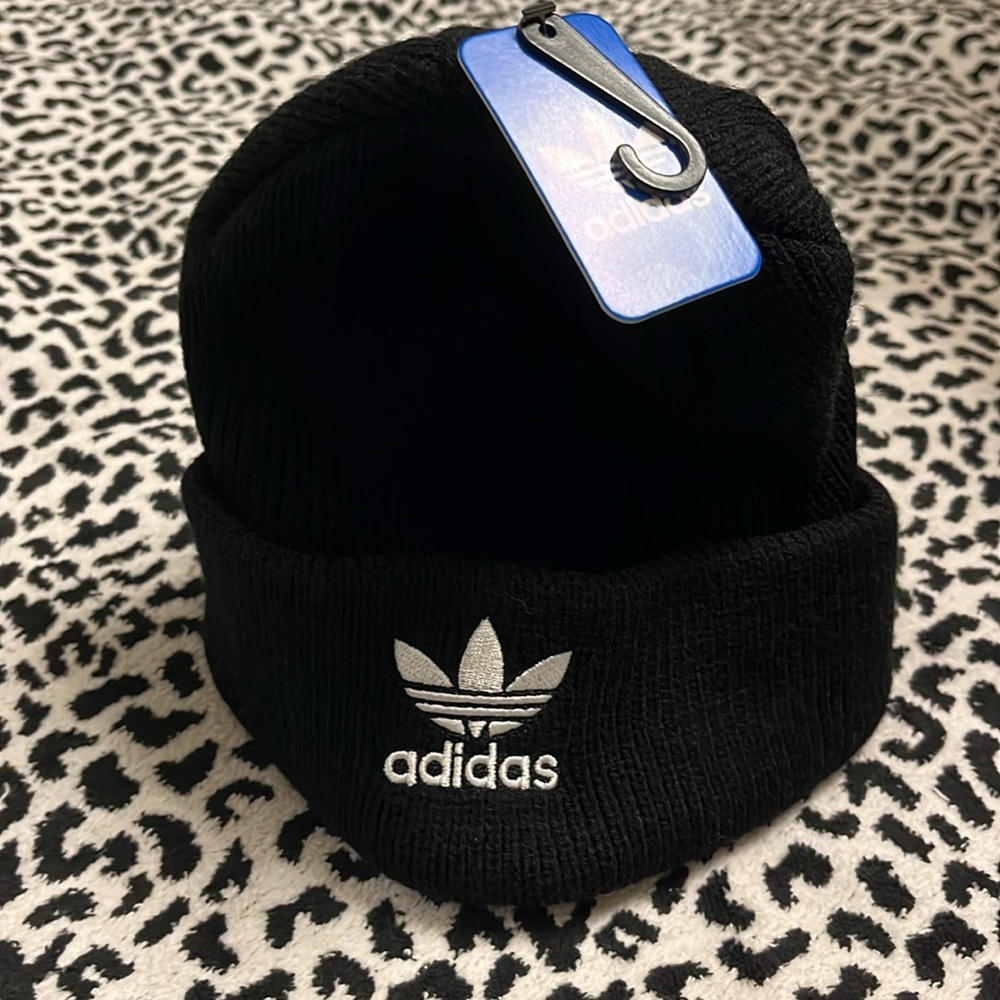 Adidas Trefoil II knit beanie